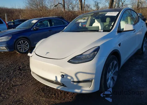 2023 Tesla Model Y Awd/Long Range Dual Motor All-Wheel Drive from USA, damaged, VIN 7SAYGDEEXPF618404